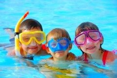 kids in pool, naples florida, naples weather, kids having fun